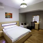 Elior Apartment