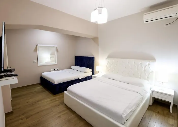 Elior Apartment